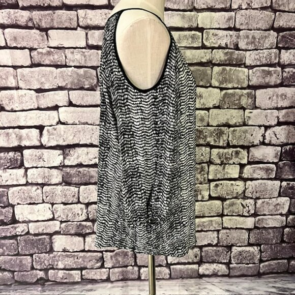 Apt. 9 Black & White Cold Shoulder Blouse Size L - Picture 6 of 7